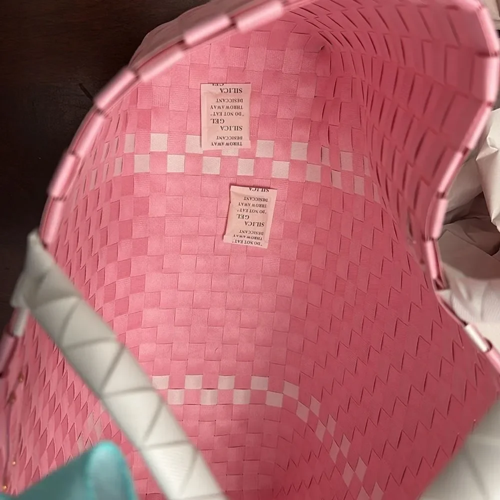 NWOT Kate Spade Ltd Edition Weekender Tote